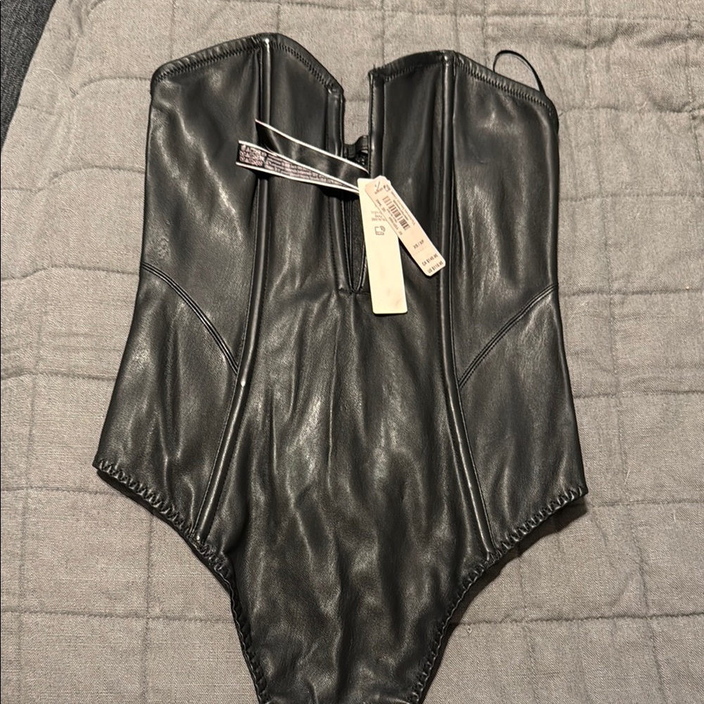 Victoria secret size xs